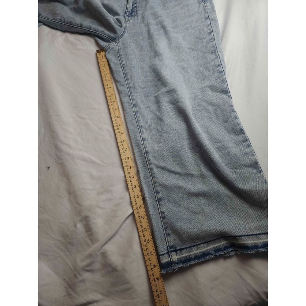 Edited by Hunter McGrady Jeans Womens 12 Blue Light Wash Denim Wide Leg Crop - Picture 3 of 9